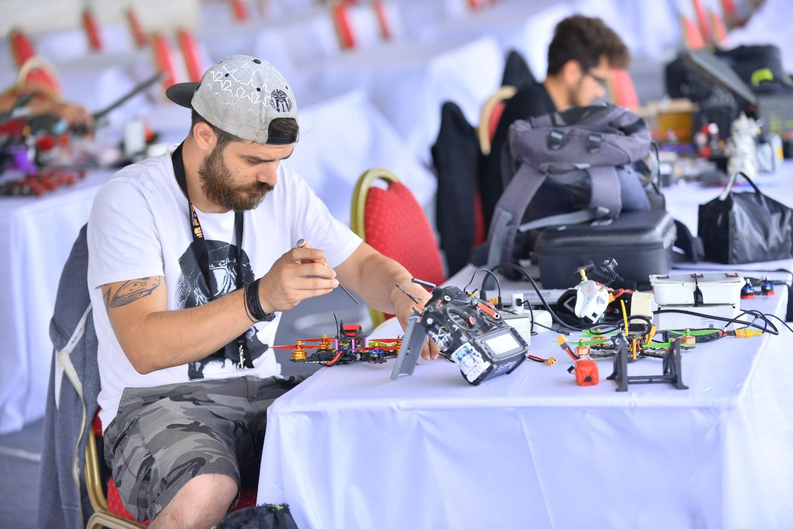 Gençler TEKNOFEST ile Geleceğin Teknolojilerine Hazırlanıyor